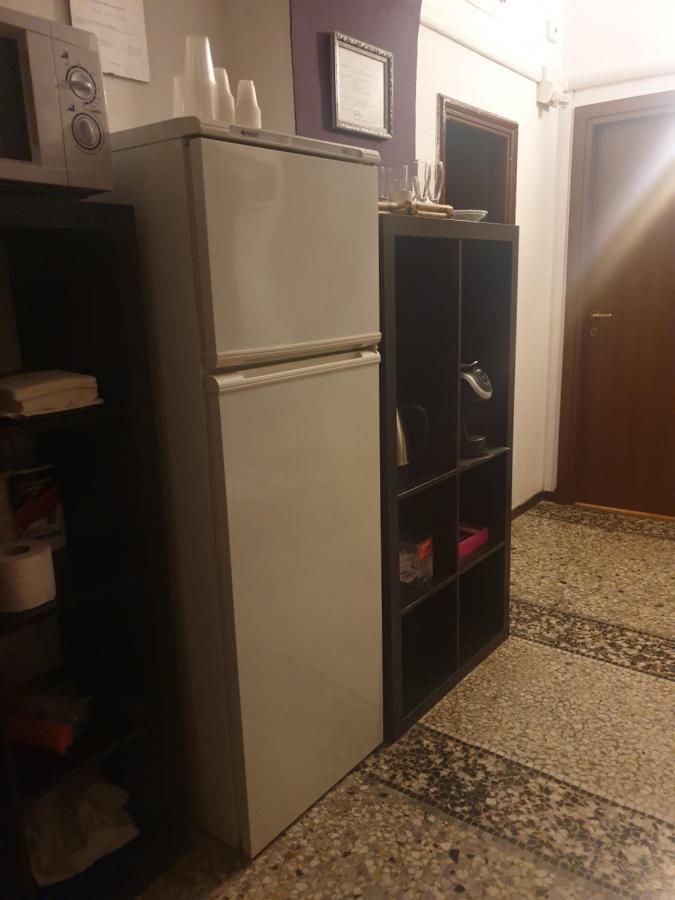 Guesthouse Ava Roma المظهر الخارجي الصورة